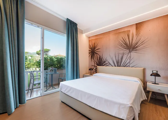 Hotel Riva Del Sole