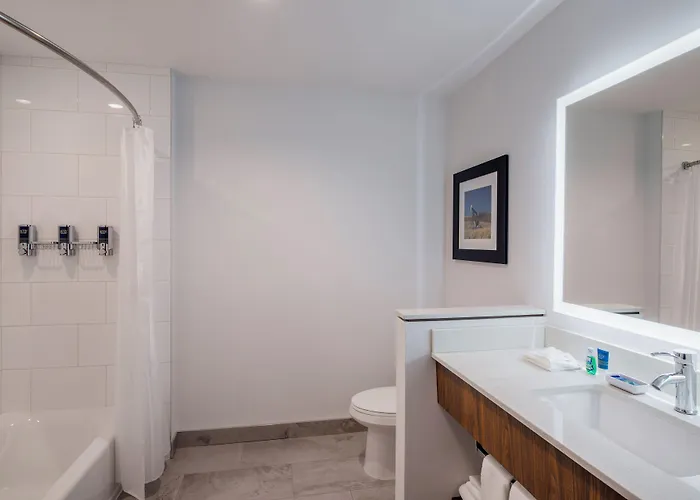 Four Points By Sheraton Grande Prairie
