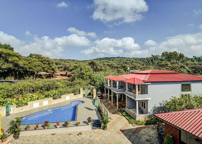 Treebo Jp Cottage With Swimming Pool
