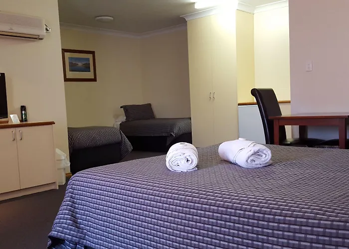 Gateway Motor Inn