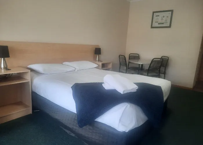 Arthur Phillip Motor Inn