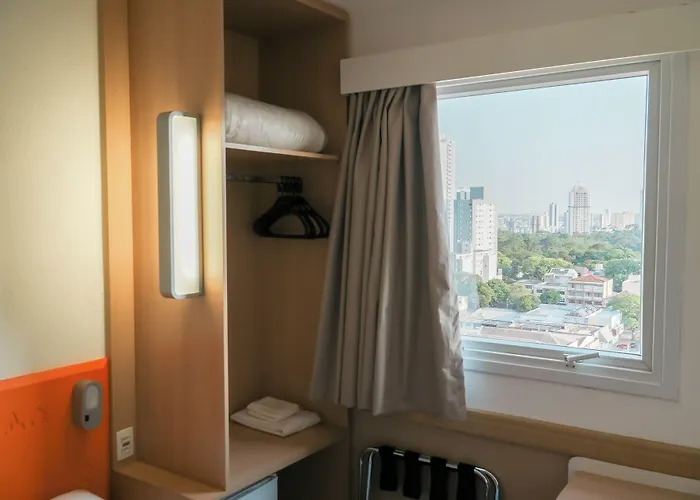 Hus Hotel Maringa