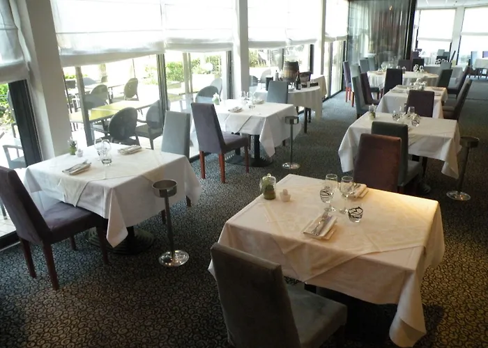 Hotel Restaurant Du Parc De La Colombiere