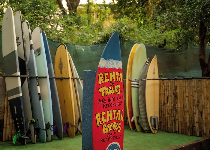 Casa Pura Vida Surf Hostel - Tamarindo Costa Rica