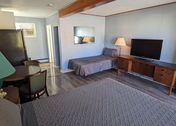 Deerview Lodge & Cabins - Princeton Bc