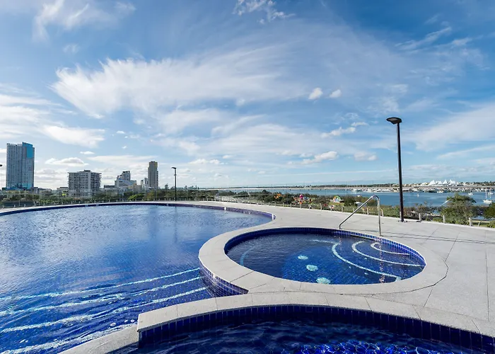 Meriton Suites Southport