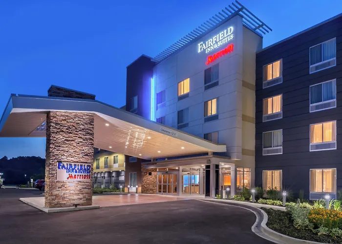 Fairfield Inn & Suites By Marriott Huntington