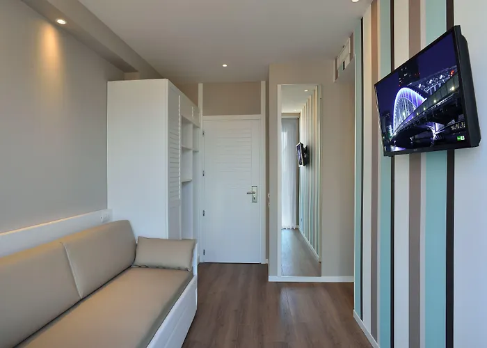 Embassy Hotel & Spa