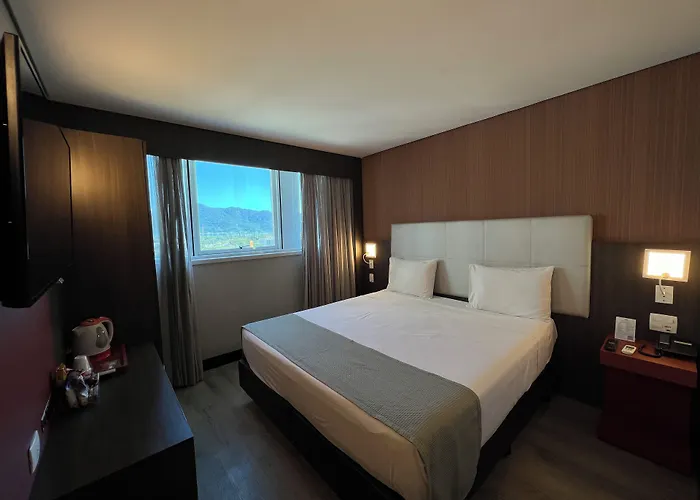 Esuites Hotel Recreio Shopping