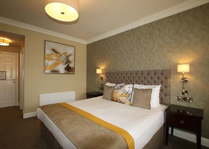 Crover House Hotel & Golf Club