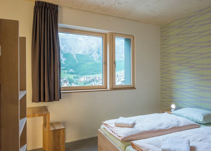 Saas-Fee Wellnesshostel4000