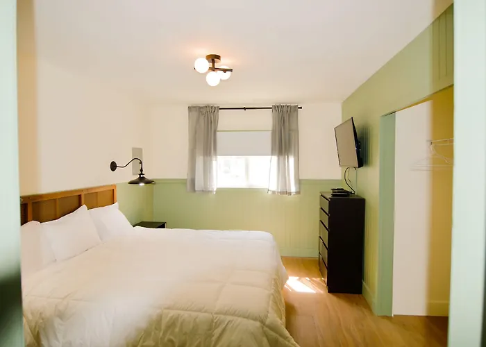 Shoreline Resort Condominiums