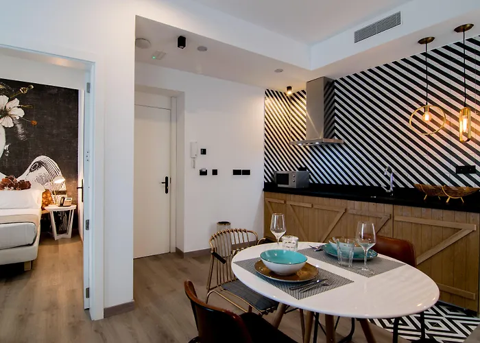 Plaza Mercado By Myr Hotels