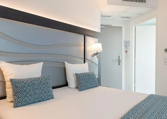 Hotel Versailles Chantiers