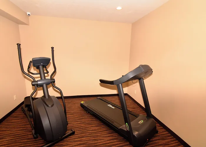 Cobblestone Inn & Suites - Holstein