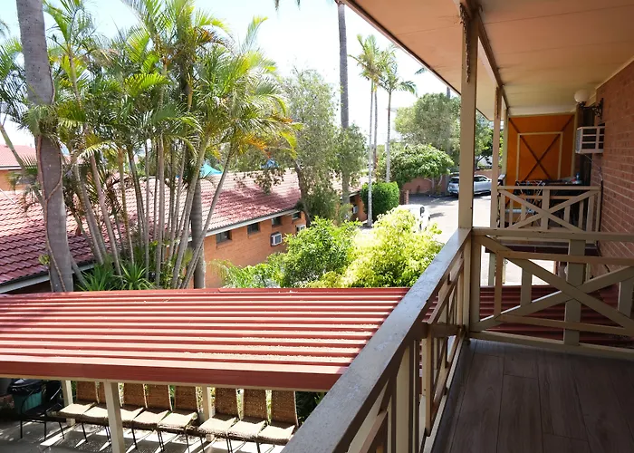 Sapphire Palms Motel