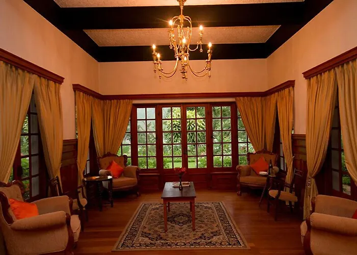 Governor'S Mansion