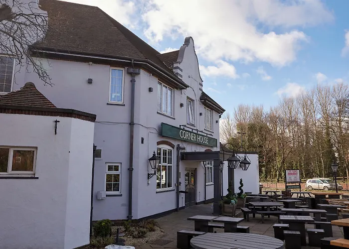 Corner House Inn By Greene King Inns