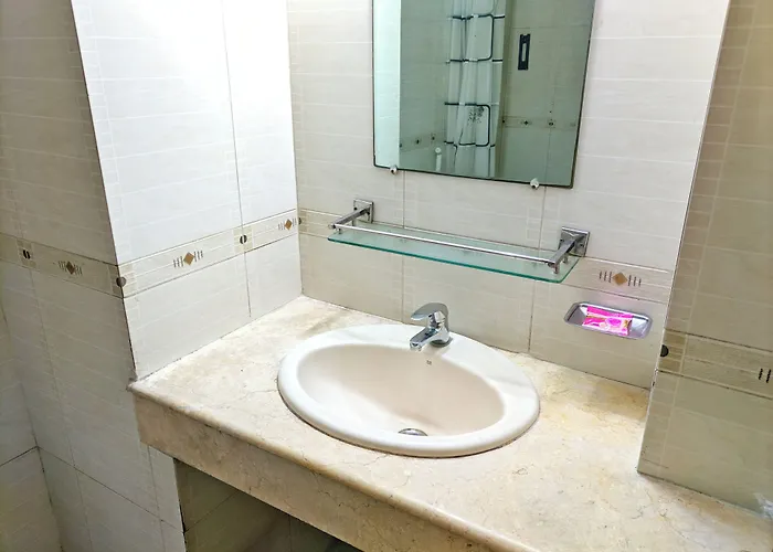 Hotel Afford Inn