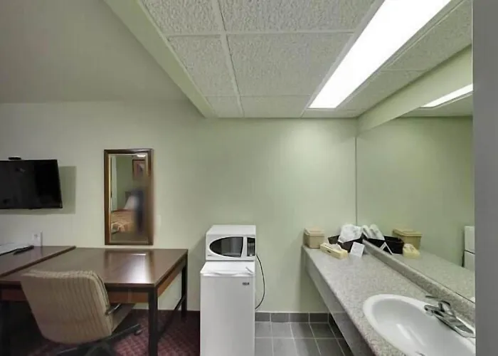 Budget Inn