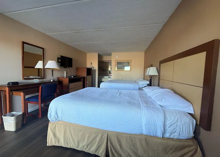 Camilla Inn & Suites