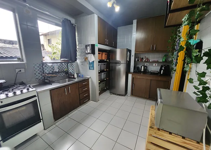 Vila Rock Hostel - Secure Neighborhood, Near Metro, Nubank Allianz Parque, Vila Madalena, Av Paulista, easy access to Morumbis&Autódromo Interlagos
