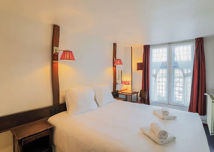 Hotel Les Trois Luppars