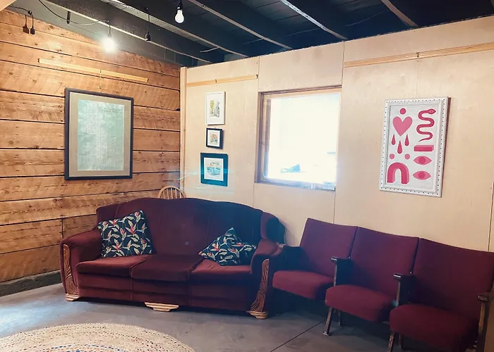 Dancing Bear Inn