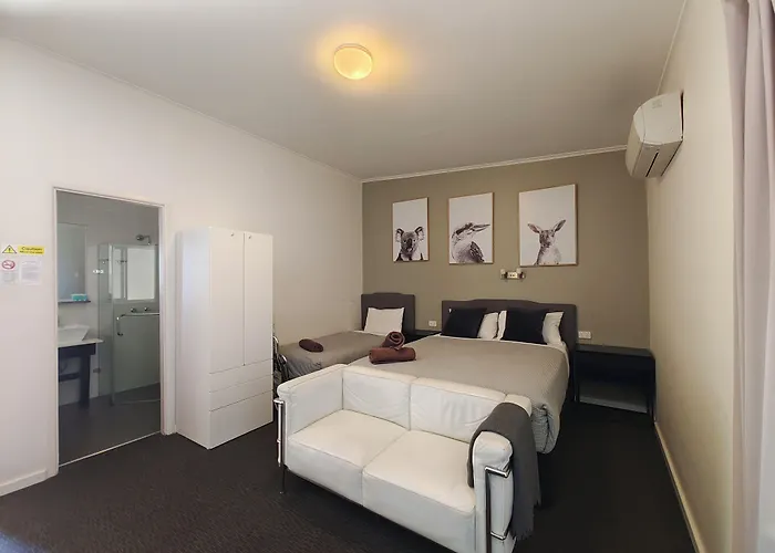 Altair Motel