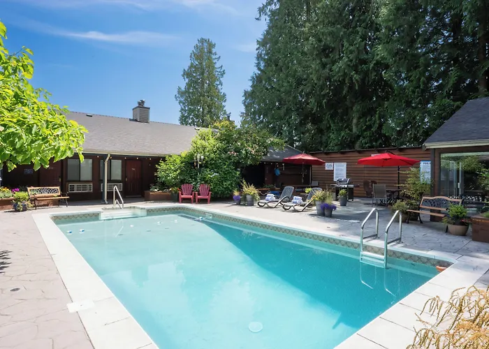 Sunshine Lodge Inn