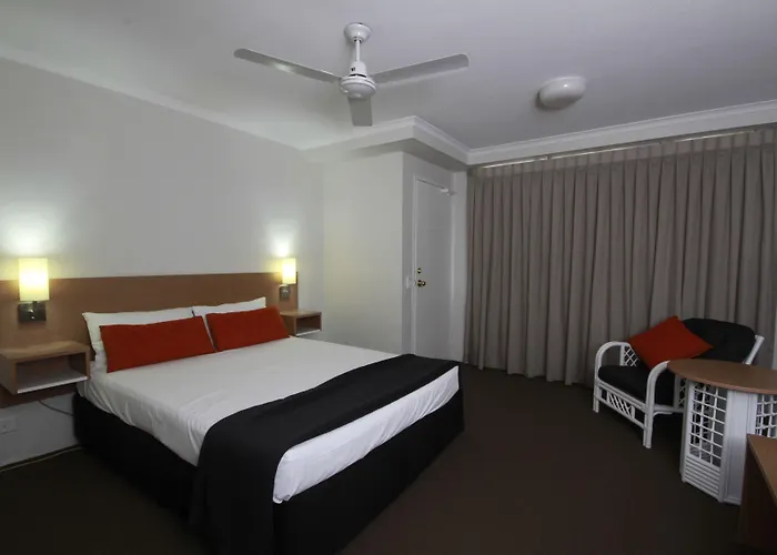 Darcy Arms Hotel Motel