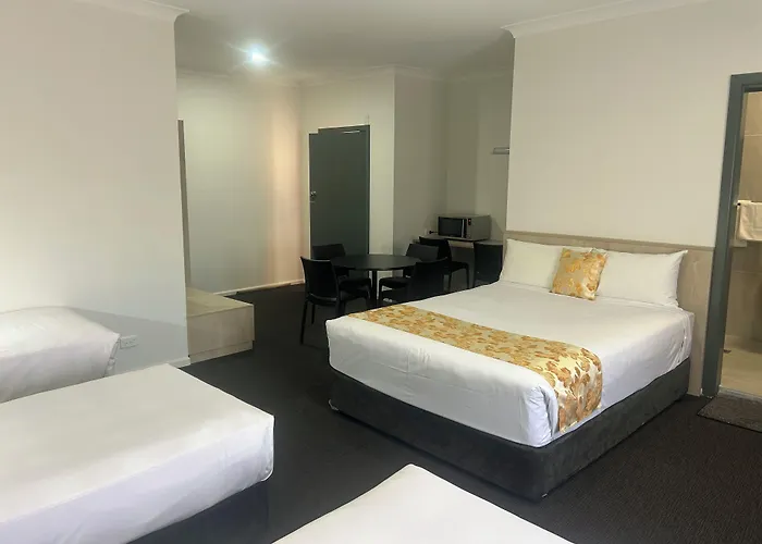 Country Lodge Motor Inn