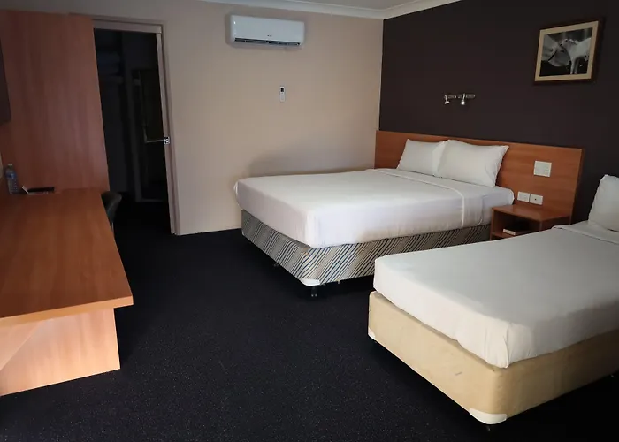 Sunpalms Motel