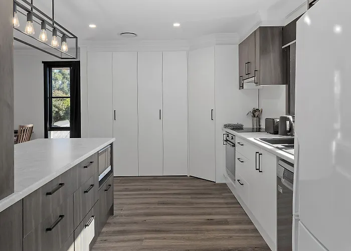 Yarra Gables