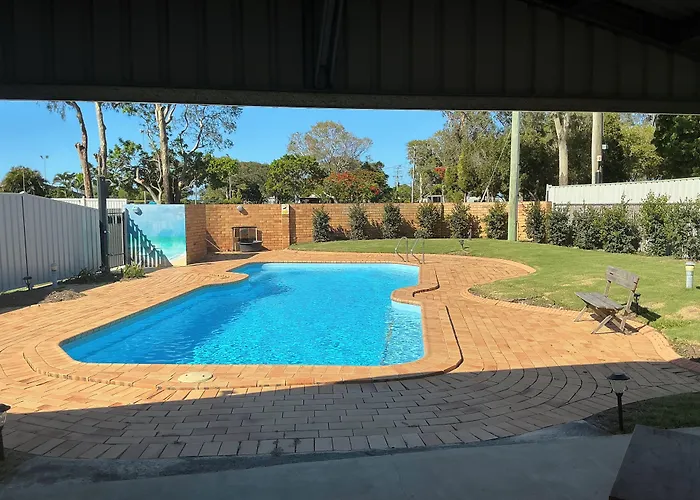 Moore Park Beach Inn