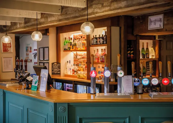 Cross Keys By Chef & Brewer Collection