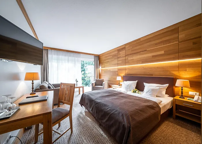 Waldhotel Tannenhäuschen