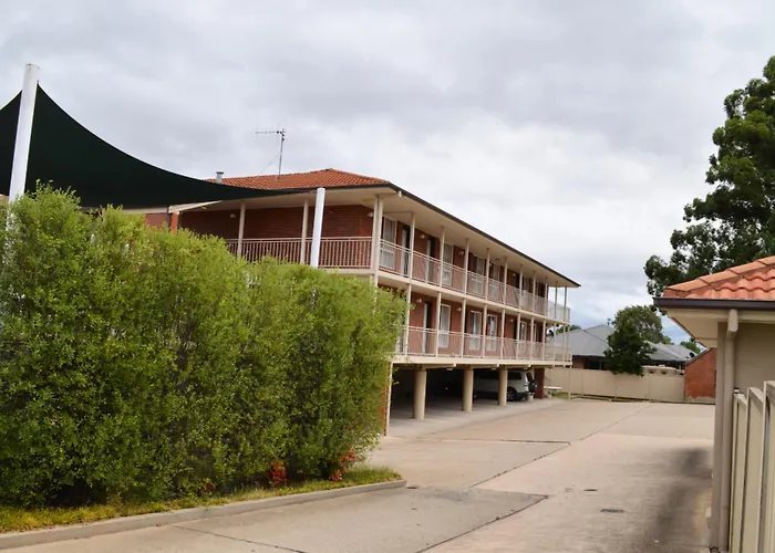 Bathurst Motor Inn