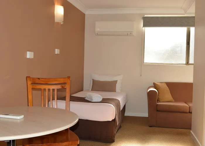 Sunseeker Motor Inn