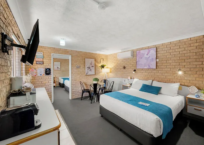 Kennedy Drive Boutique Motel & Nursery- Close To City Centre & Airport - 24 Hour Self Check-In