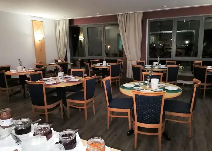 Hotel NEAR BY