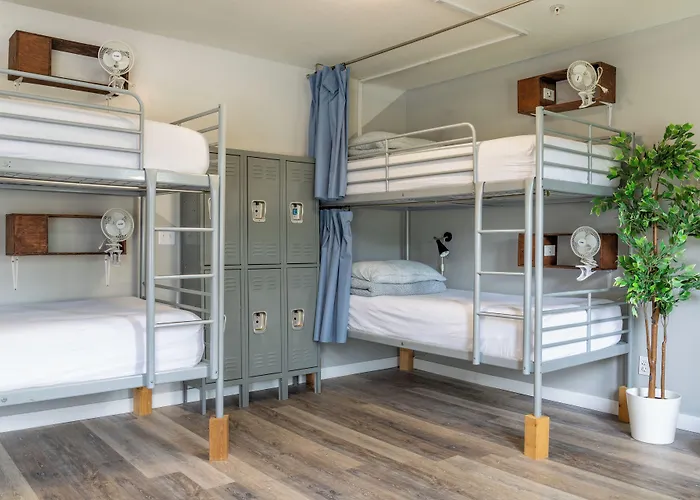 Samesun Banff Hostel
