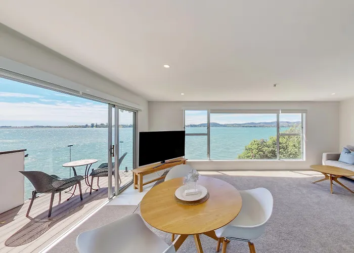 Harbour View Motel And Waterfront Apartments