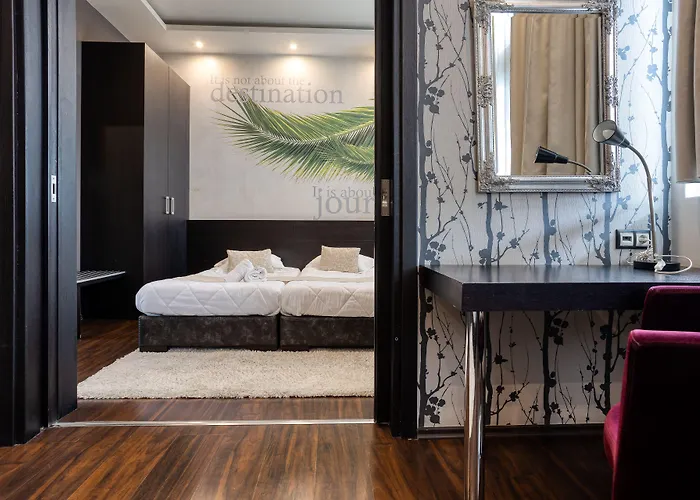 Gallery Art Hotel