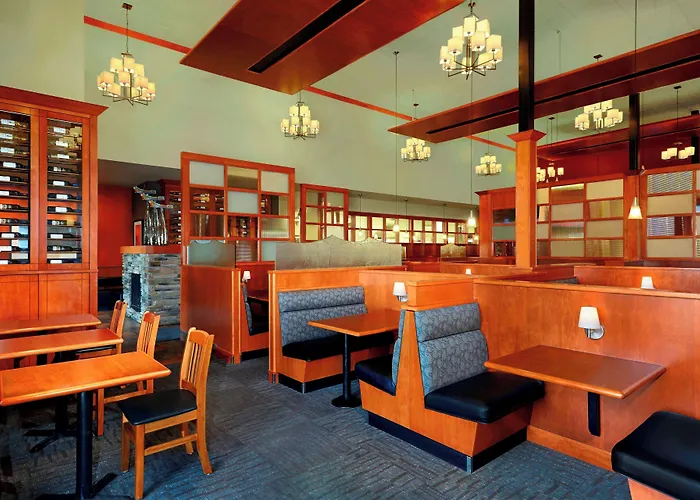 Four Points By Sheraton Edmonton Gateway