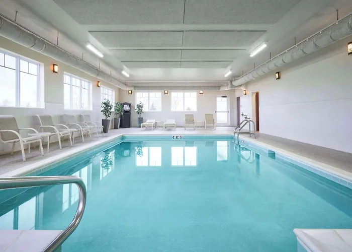 Best Western Plus Green Mill Village Hotel & Suites