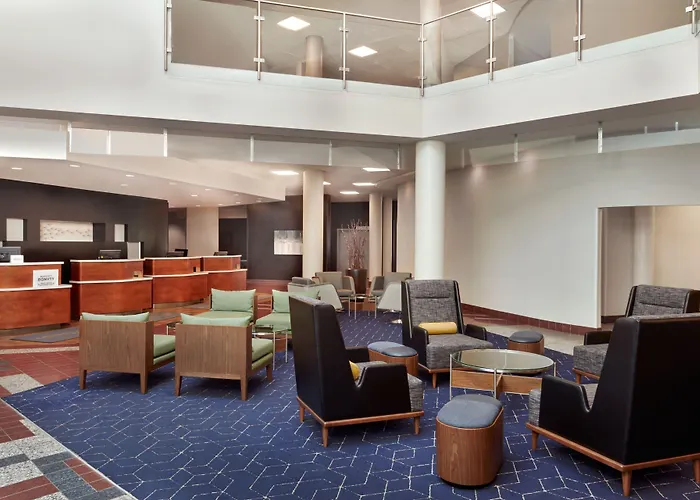 Courtyard By Marriott Ottawa East