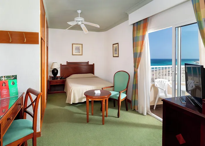 Hotel Riu Oliva Beach Resort