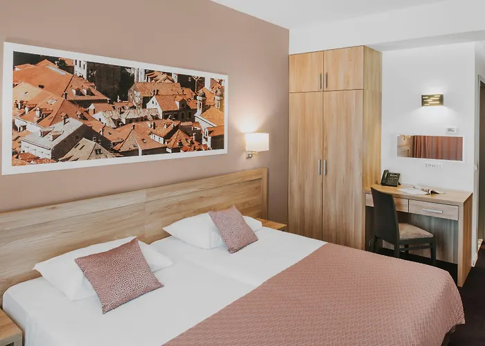 Hotel Adria