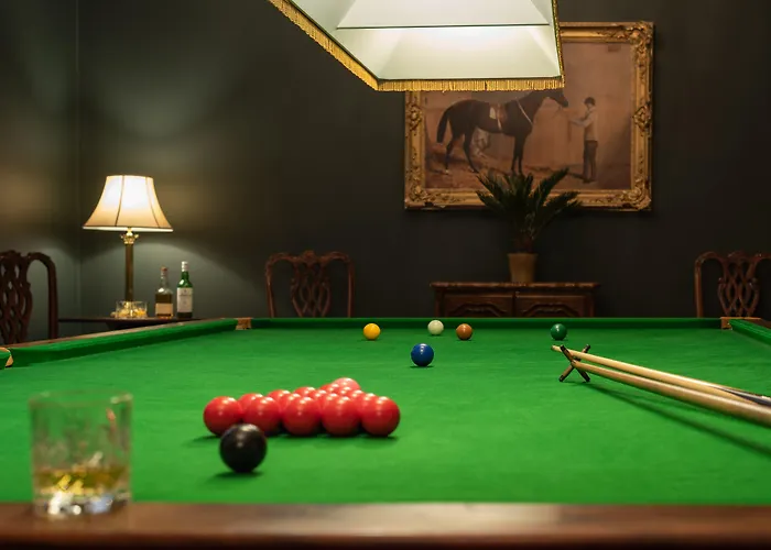 Rushton Hall Hotel And Spa